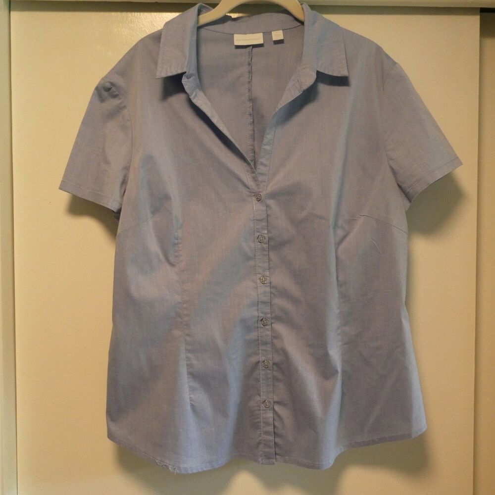 New York & Company Women's XL Blue Chambray Short Sleeve Button Up Shirt